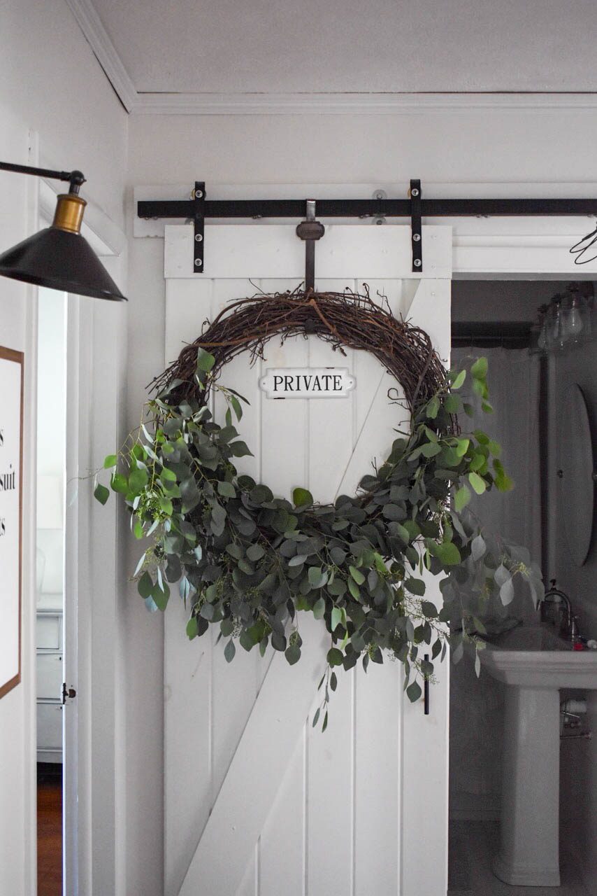 DIY Fresh Eucalyptus Wreath